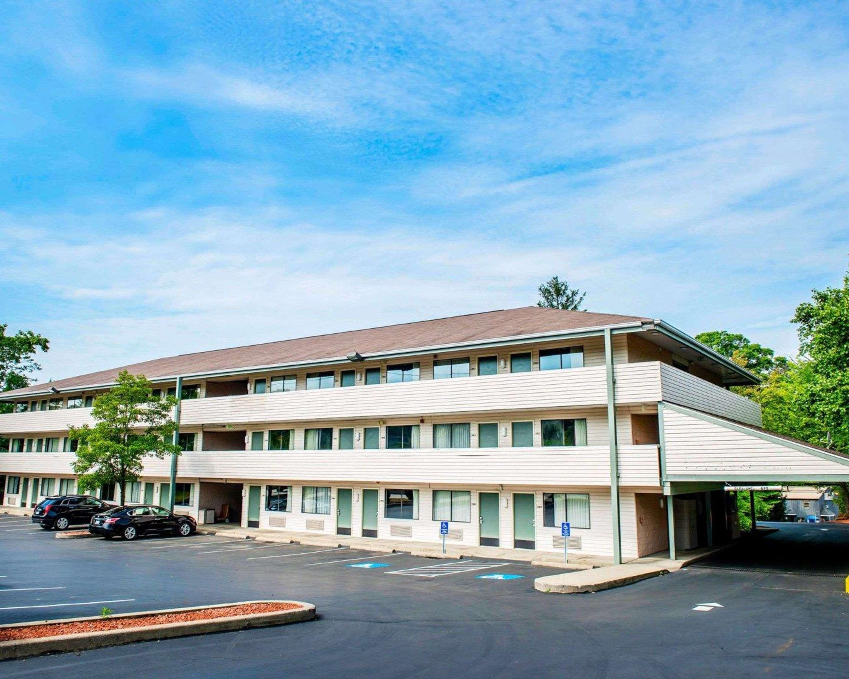 Quality Inn & Suites North Gibsonia Exterior foto