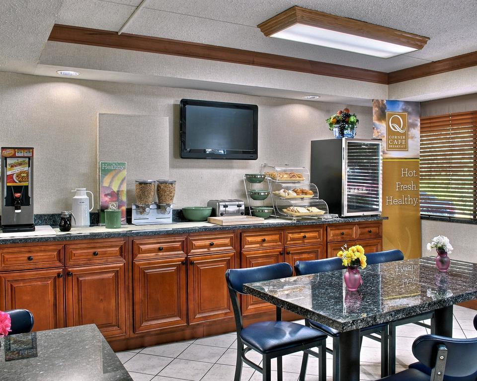 Quality Inn & Suites North Gibsonia Exterior foto